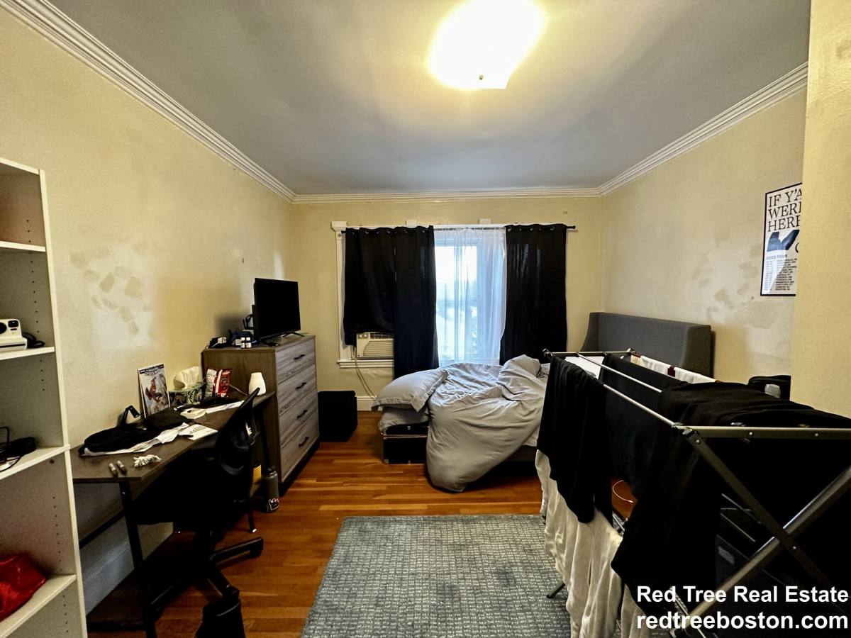 House for rent at 9 Radnor Rd #2, Brighton, MA 02135