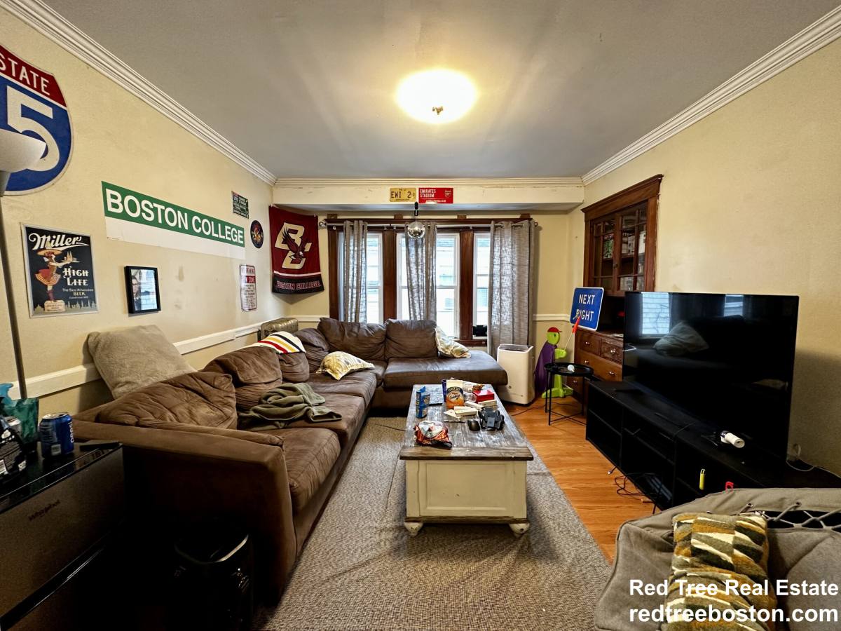 House for rent at 9 Radnor Rd #2, Brighton, MA 02135