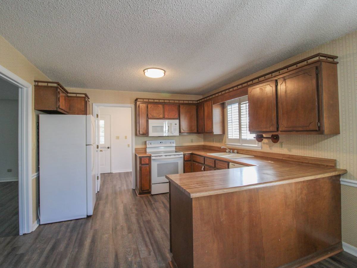 House for rent at 530 Rose St, Rogersville, AL 35652