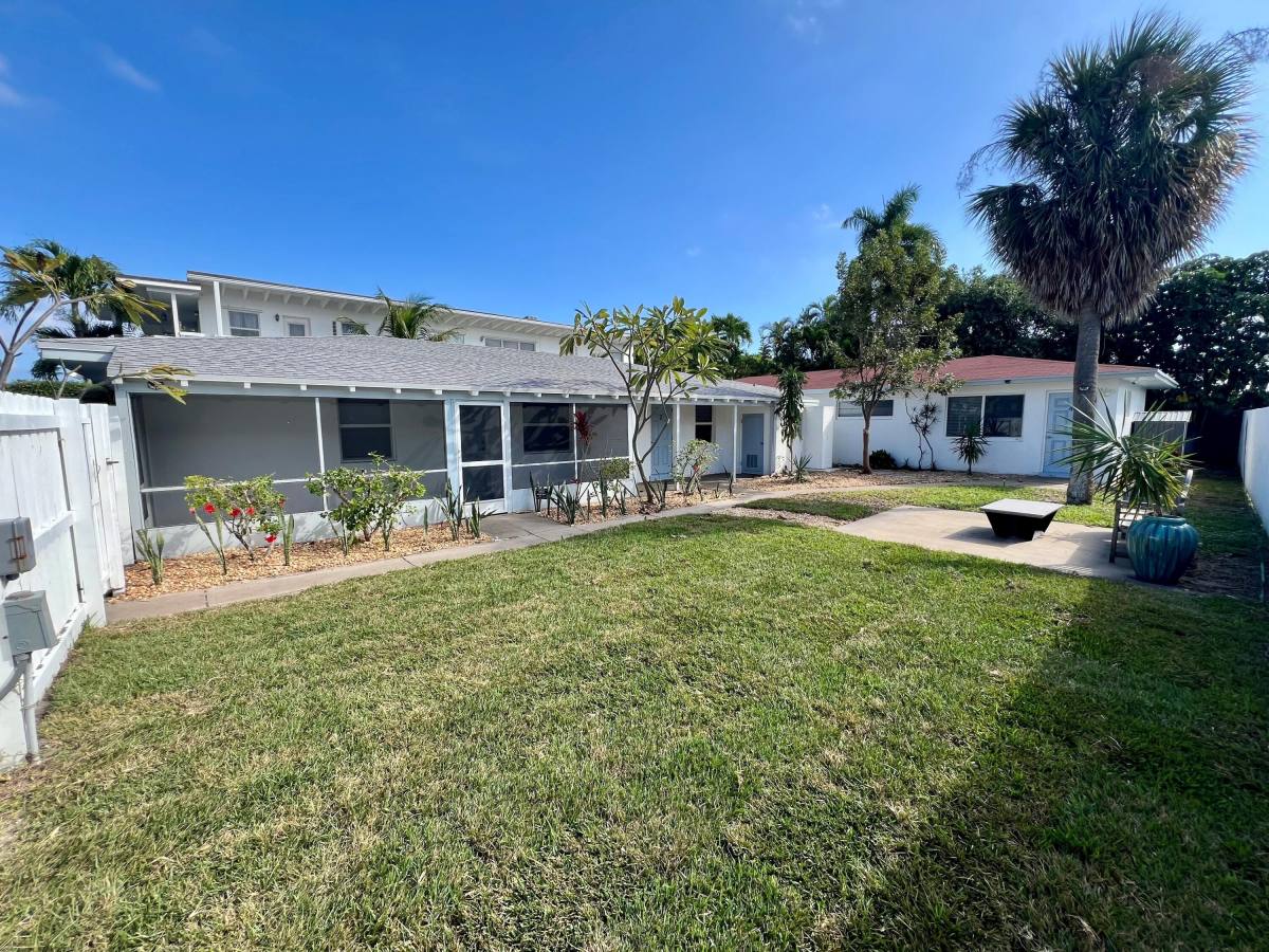 Apartment for rent at 1235 Beach Rd #2, West Palm Beach, FL 33404
