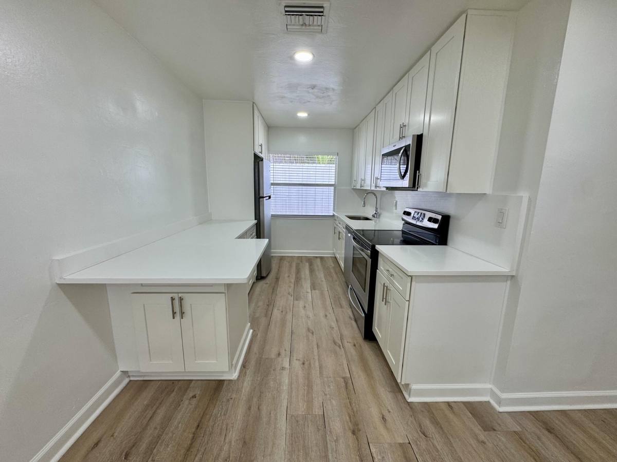 Apartment for rent at 1235 Beach Rd #2, West Palm Beach, FL 33404