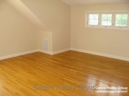 Townhouse for rent at 84 Chapel St, Newton, MA 02458