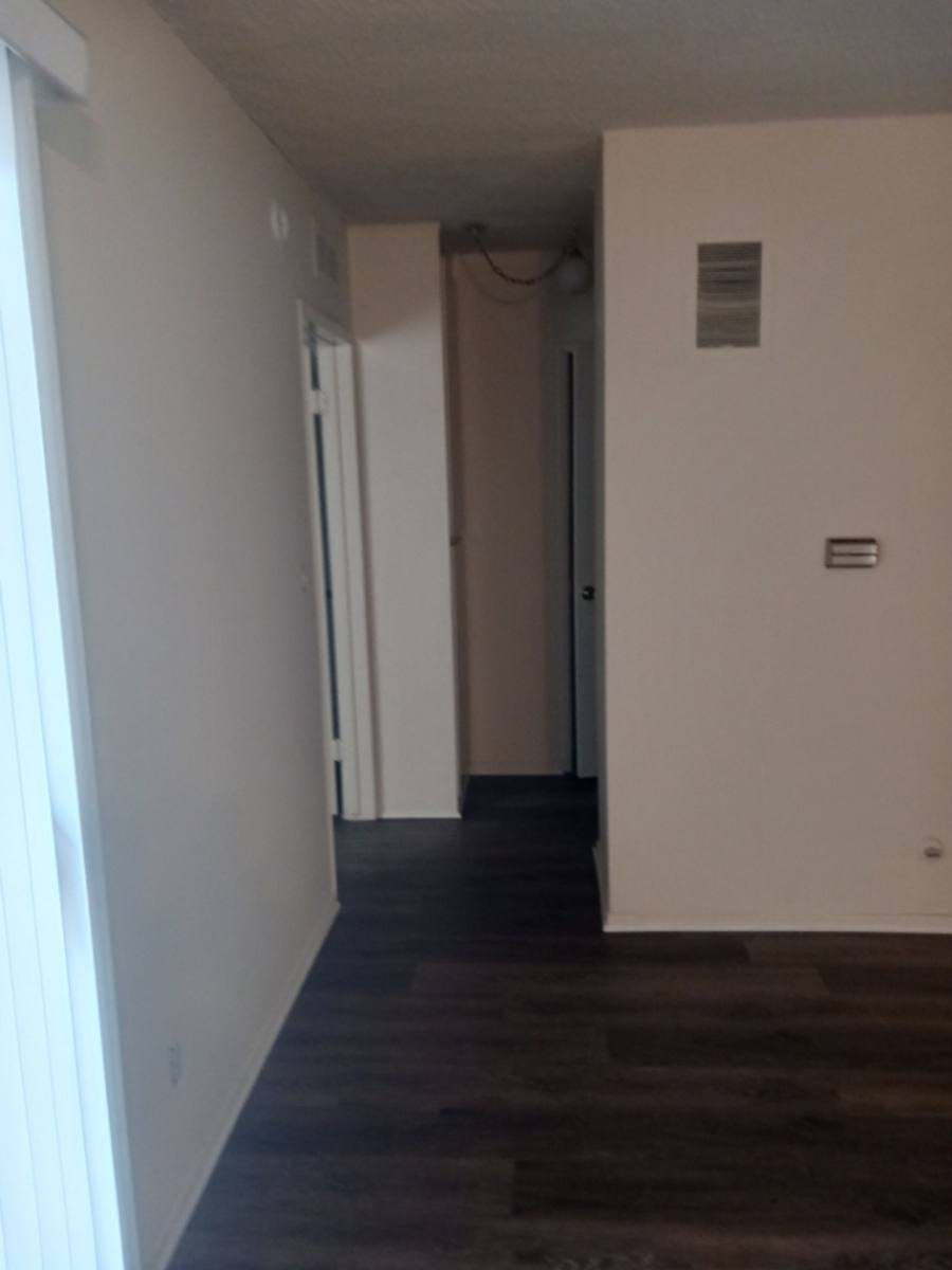 Apartment for rent at 1120 N Fuller Ave, Los Angeles, CA 90046