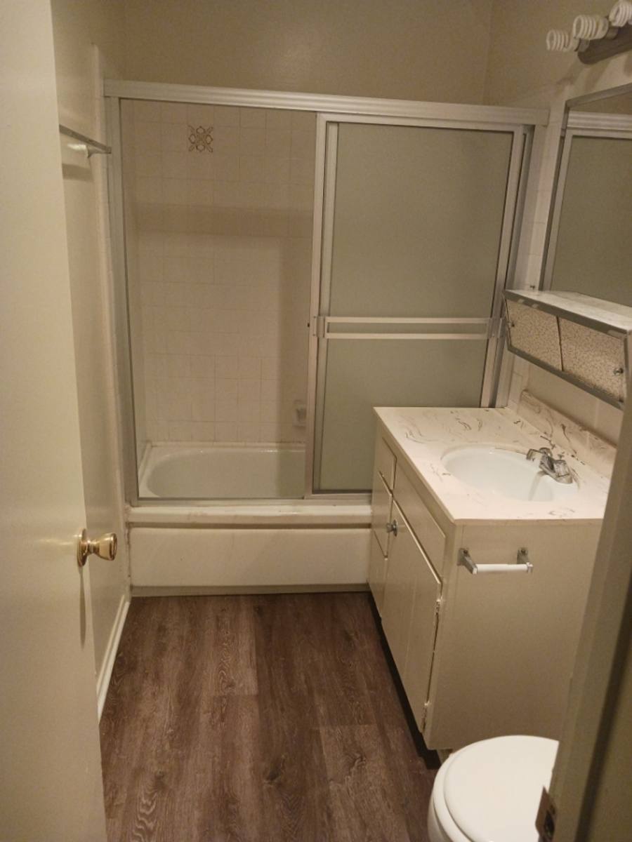 Apartment for rent at 1120 N Fuller Ave, Los Angeles, CA 90046