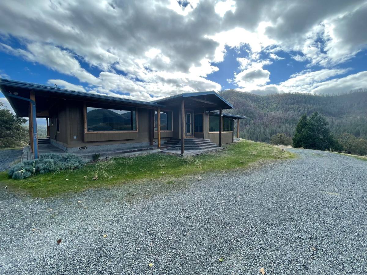 House for rent at 2103 Little Applegate Rd, Jacksonville, OR 97530