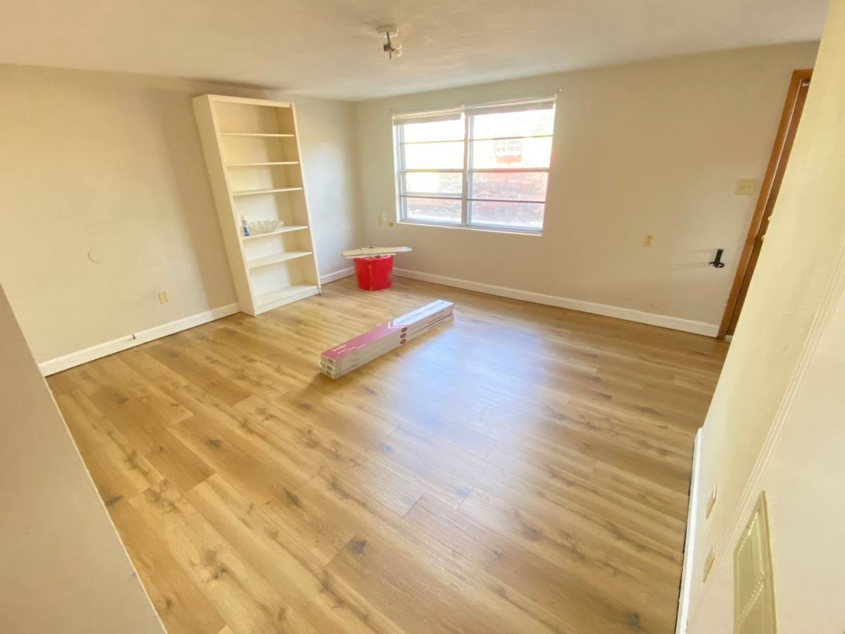 Apartment for rent at 1504 Parkade Blvd, Columbia, MO 65201