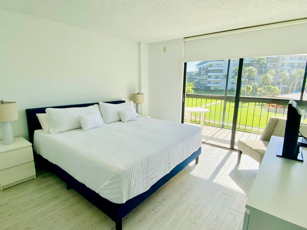 House for rent at 601 Seaview Court, Marco Island, FL 34145