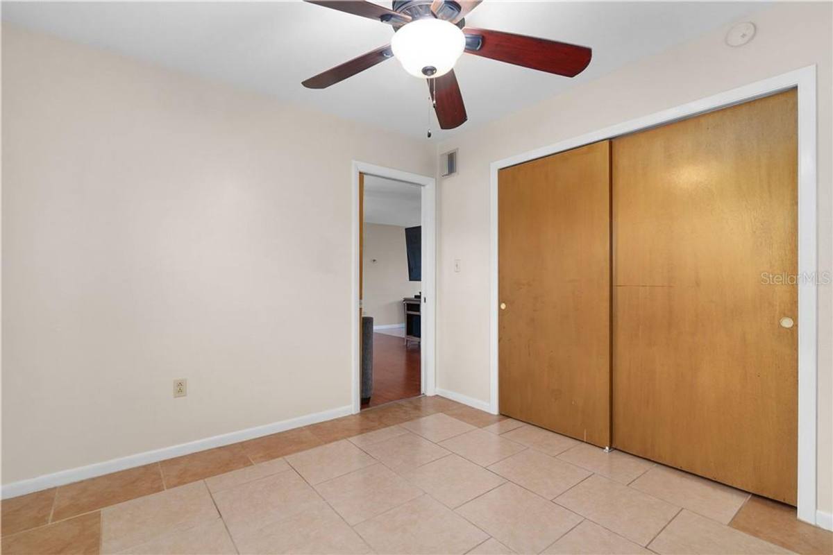 Apartment for rent at 1003 Dora Ave, Tavares, FL 32778