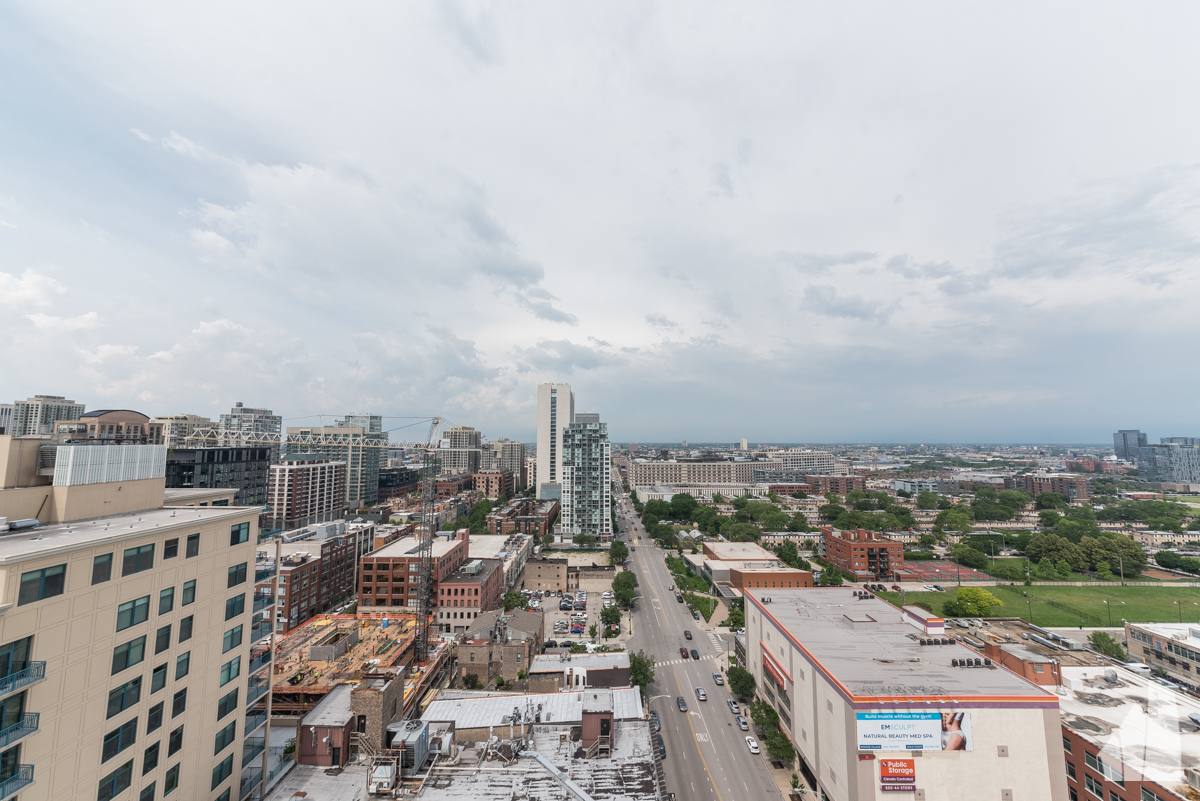 Condo for rent at 757 N Orleans St #2009, Chicago, IL 60654