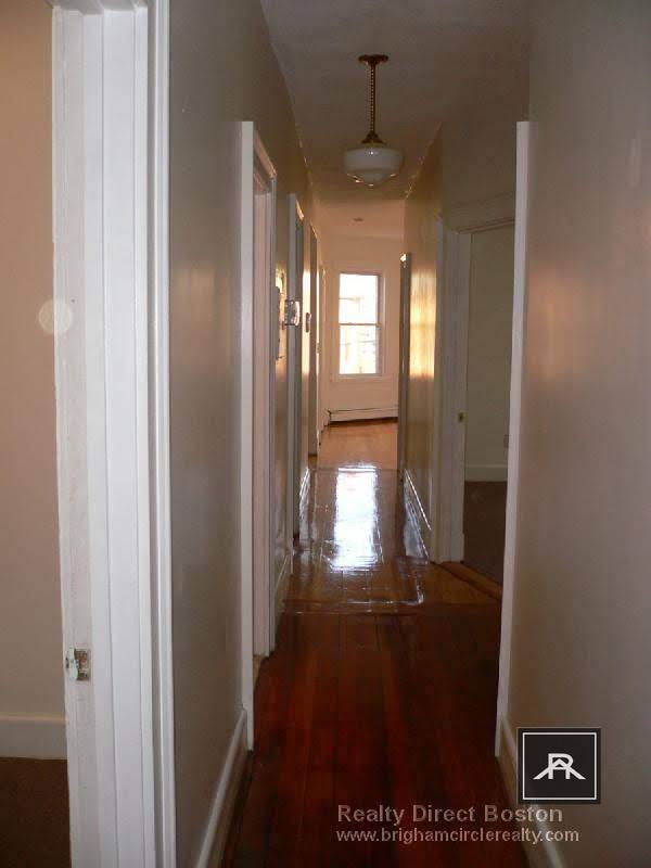 Apartment for rent at 103 Calumet #2, Roxbury Crossing, MA 02120