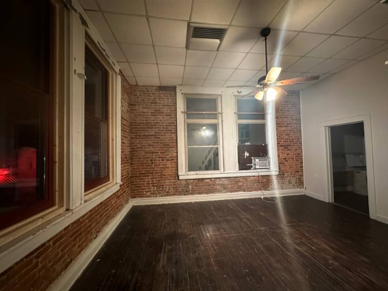 Apartment for rent at 112 W McPherson #3, Kirksville, MO 63501