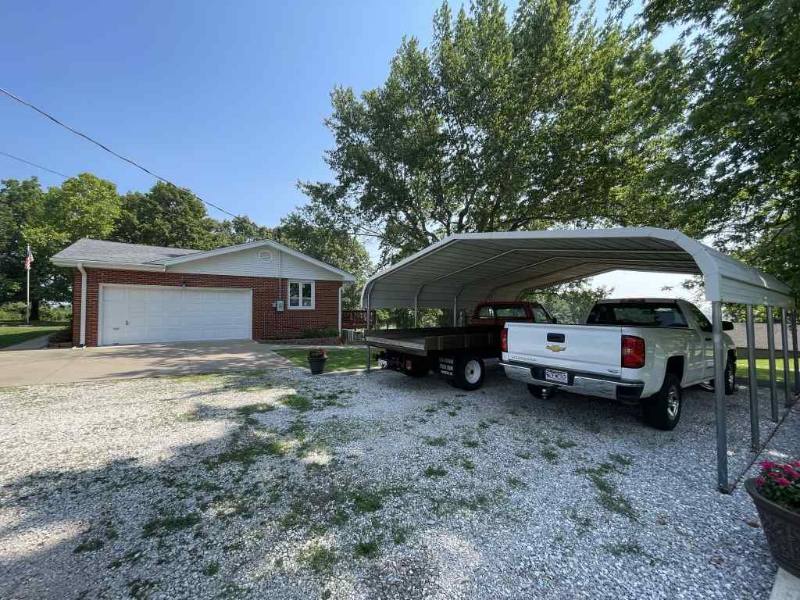 House for rent at 250 E Rosedale Rd, Nixa, MO 65714