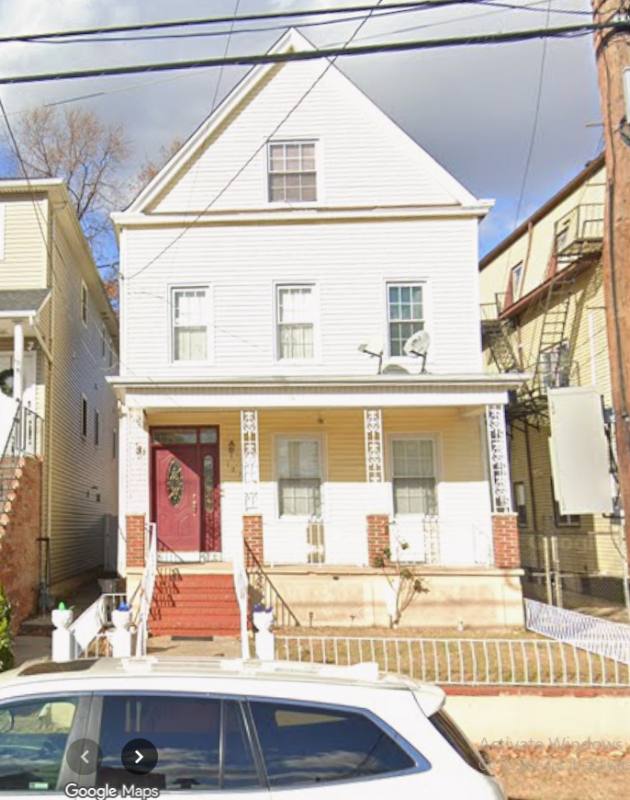 Apartment for rent at 127 Murray St #2, Elizabeth, NJ 07202