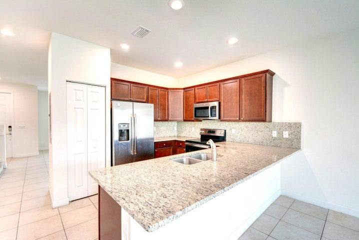 Townhouse for rent at 5330 Ellery Terrace, West Palm Beach, FL 33417
