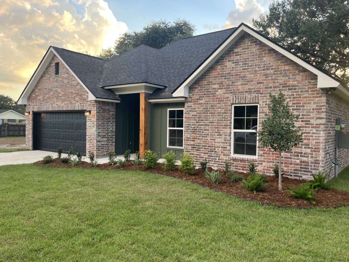 House for rent at 101 Habersham Dr, Youngsville, LA 70592
