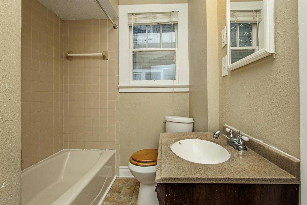 House for rent at 1211 Hollywood Ave, Jacksonville, FL 32205