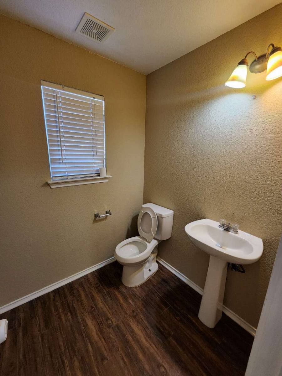 House for rent at 5519 Tomas Circle, San Antonio, TX 78240