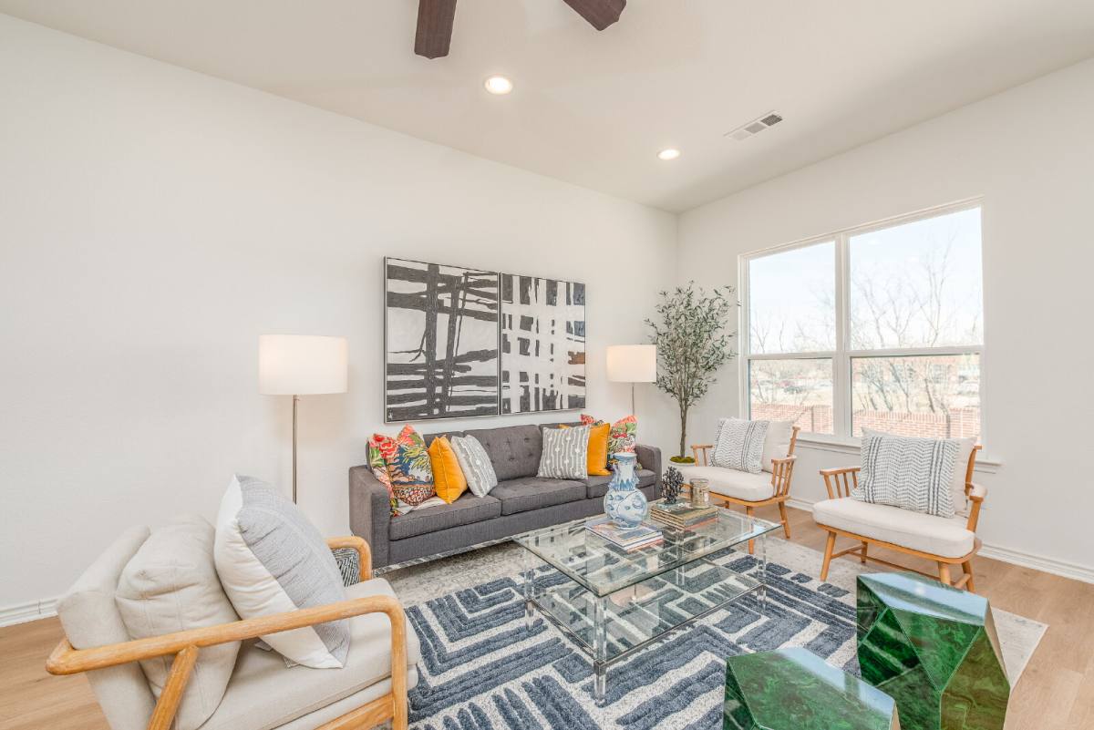 Townhouse for rent at 2828 Addison Park Lane, Fort Worth, TX 76110