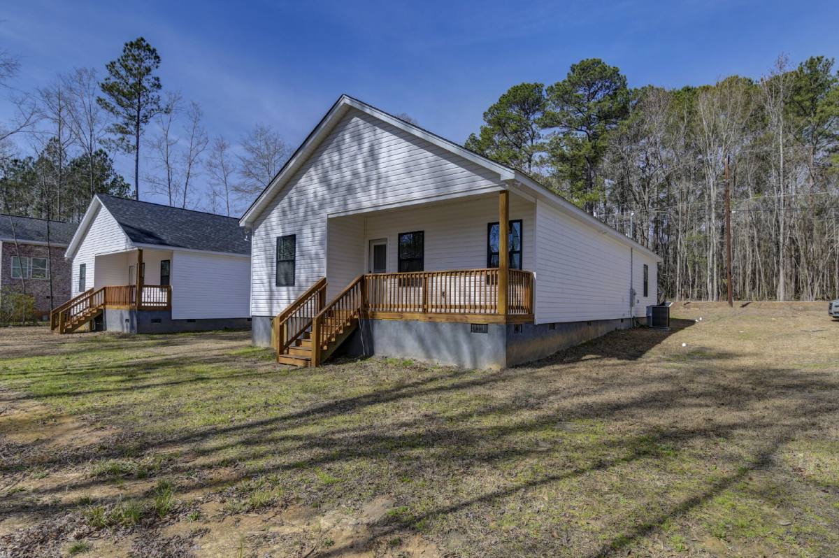 House for rent at 32 Roberson St, Columbia, SC 29203