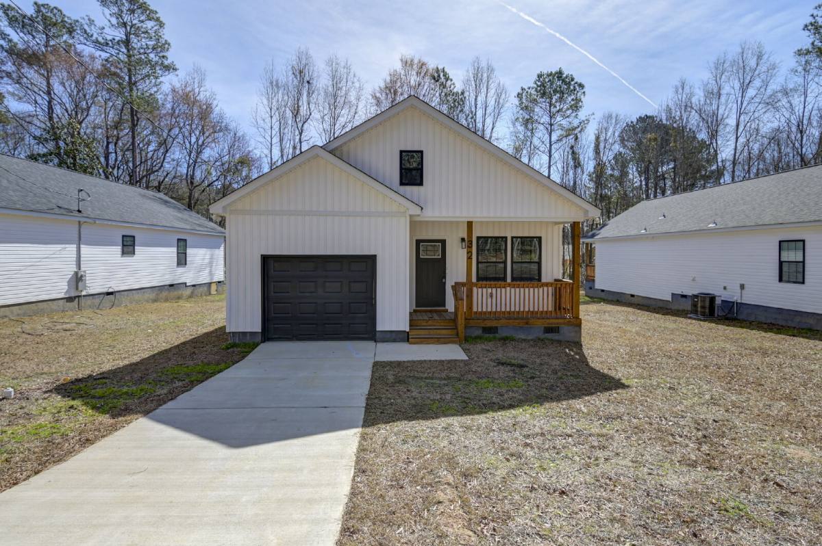 House for rent at 32 Roberson St, Columbia, SC 29203