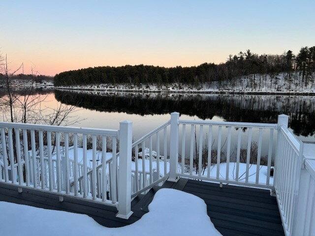 Apartment for rent at 44 Merrimac St, Amesbury, MA 01913