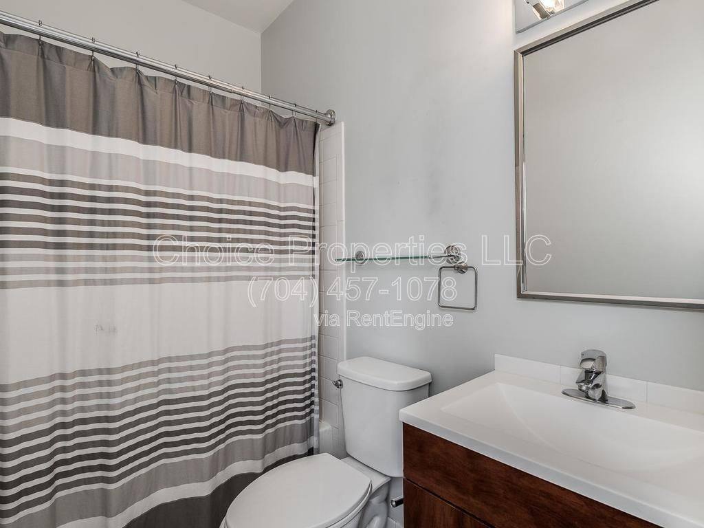 Condo for rent at 224 N Poplar St #13, Charlotte, NC 28202