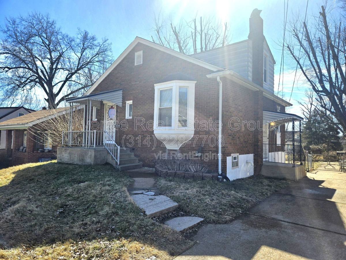 House for rent at 1942 Damato Court, St. Louis, MO 63136