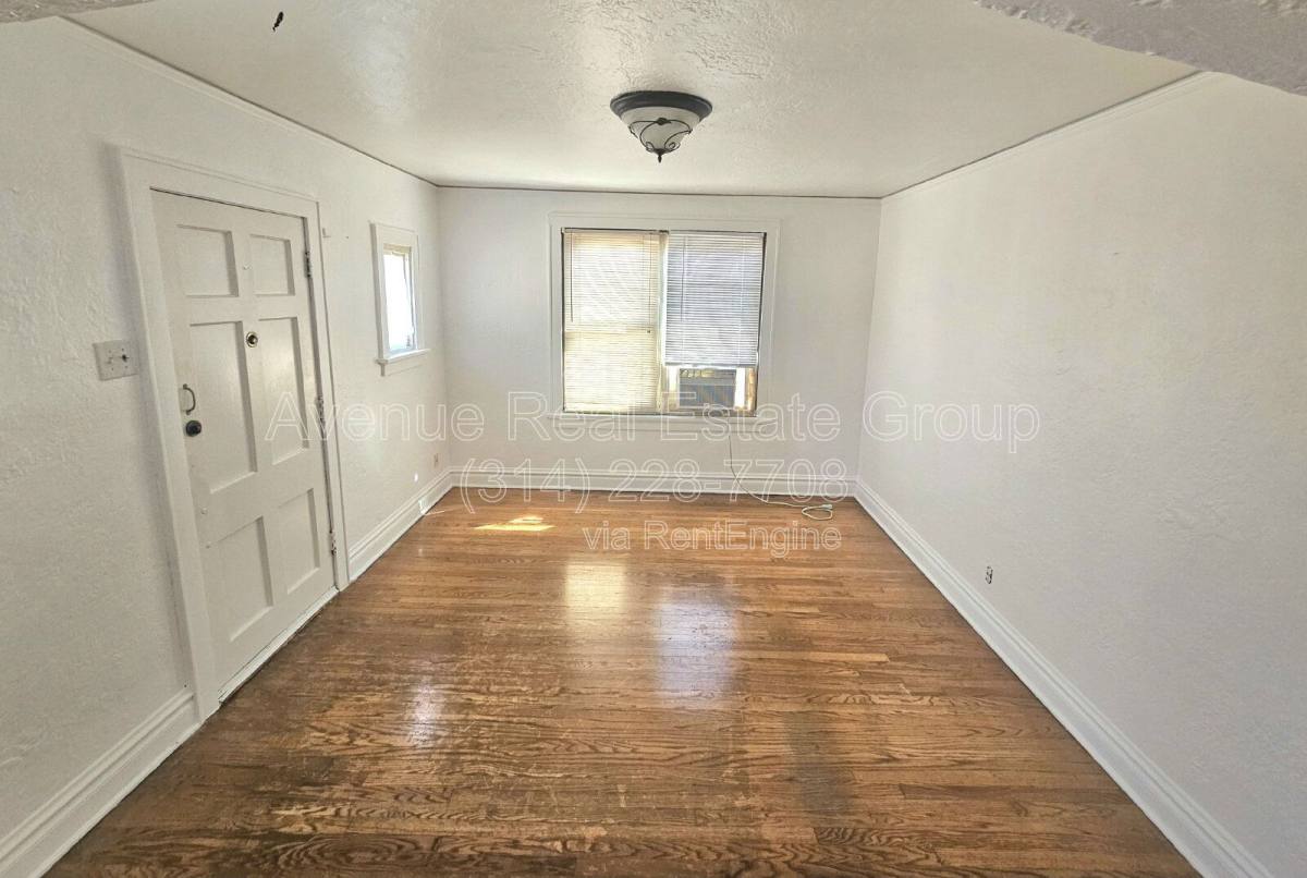 House for rent at 1942 Damato Court, Saint Louis, MO 63136