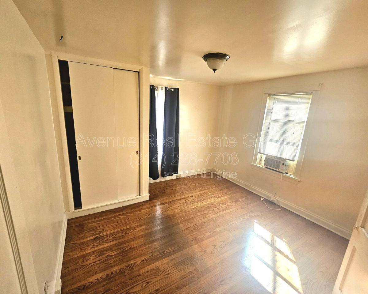 House for rent at 1942 Damato Court, Saint Louis, MO 63136