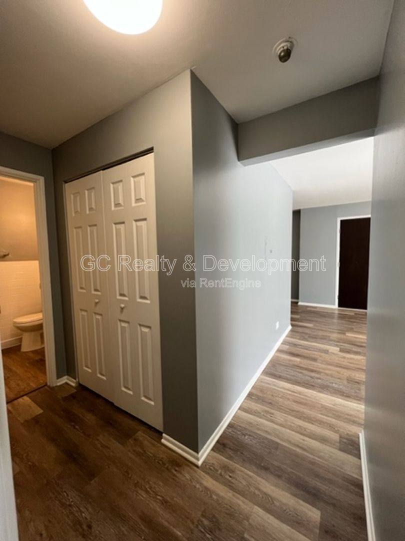 Condo for rent at 316 N Warwick Ave #2A, Westmont, IL 60559