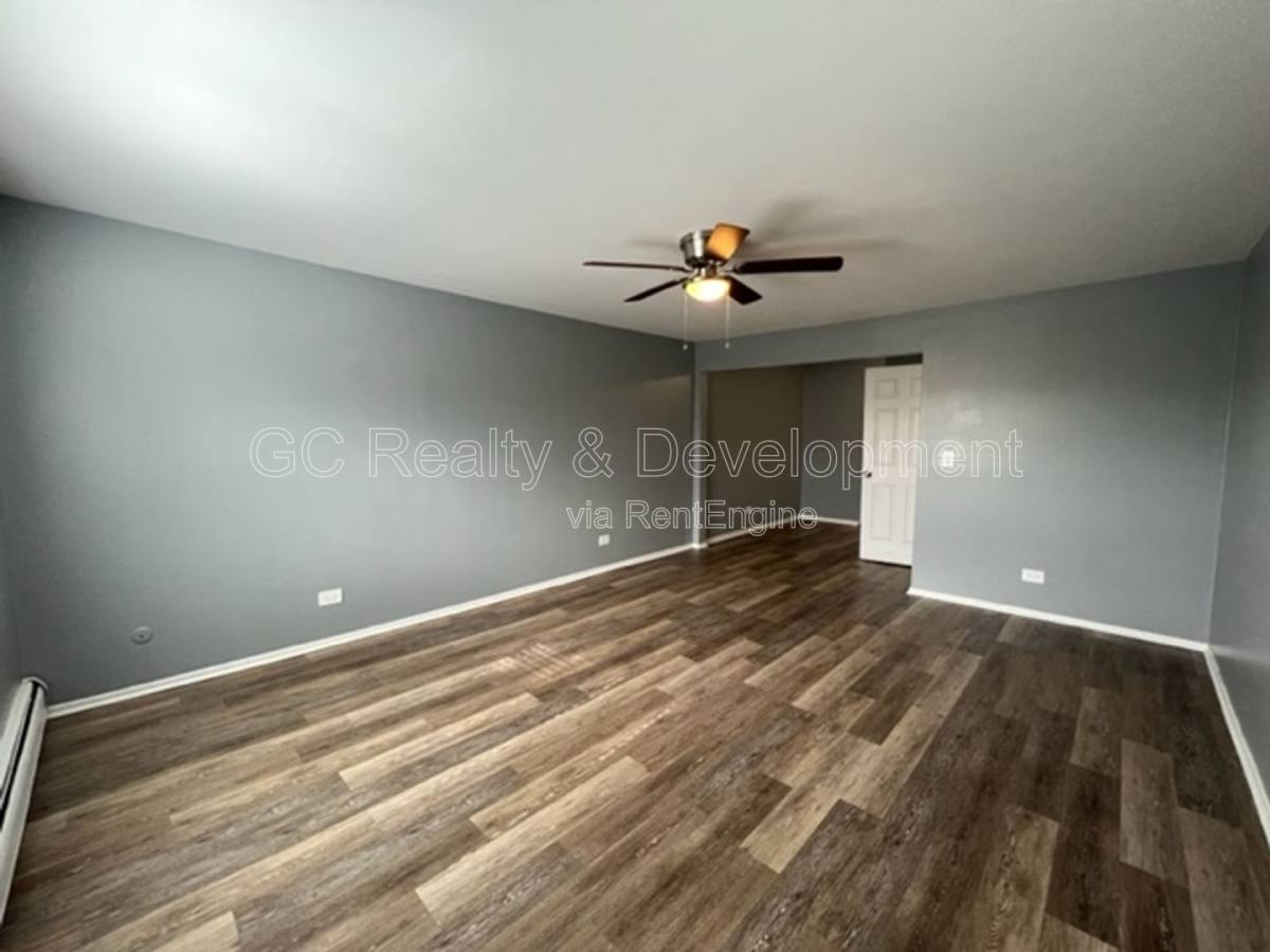 Condo for rent at 316 N Warwick Ave #2A, Westmont, IL 60559
