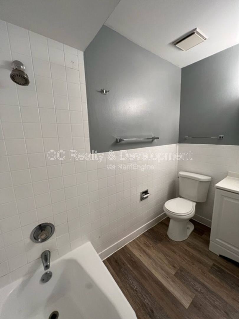 Condo for rent at 316 N Warwick Ave #2A, Westmont, IL 60559