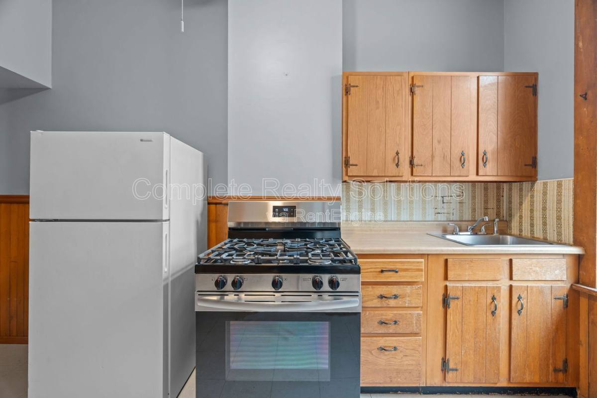 Apartment for rent at 1210 Lynch St #1210 A, Saint Louis, MO 63118