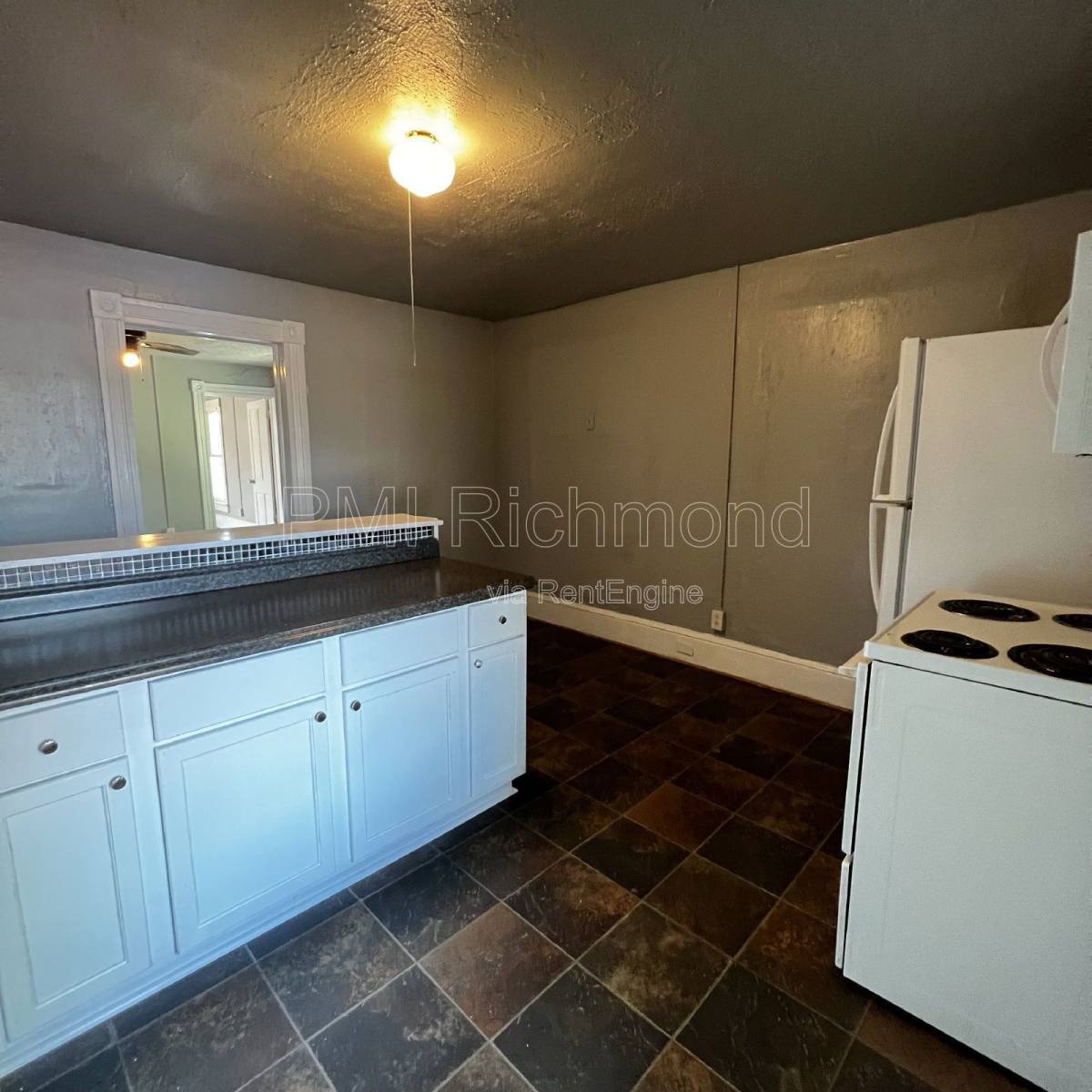 Apartment for rent at 104 Lee Ave #B, Colonial Heights, VA 23834