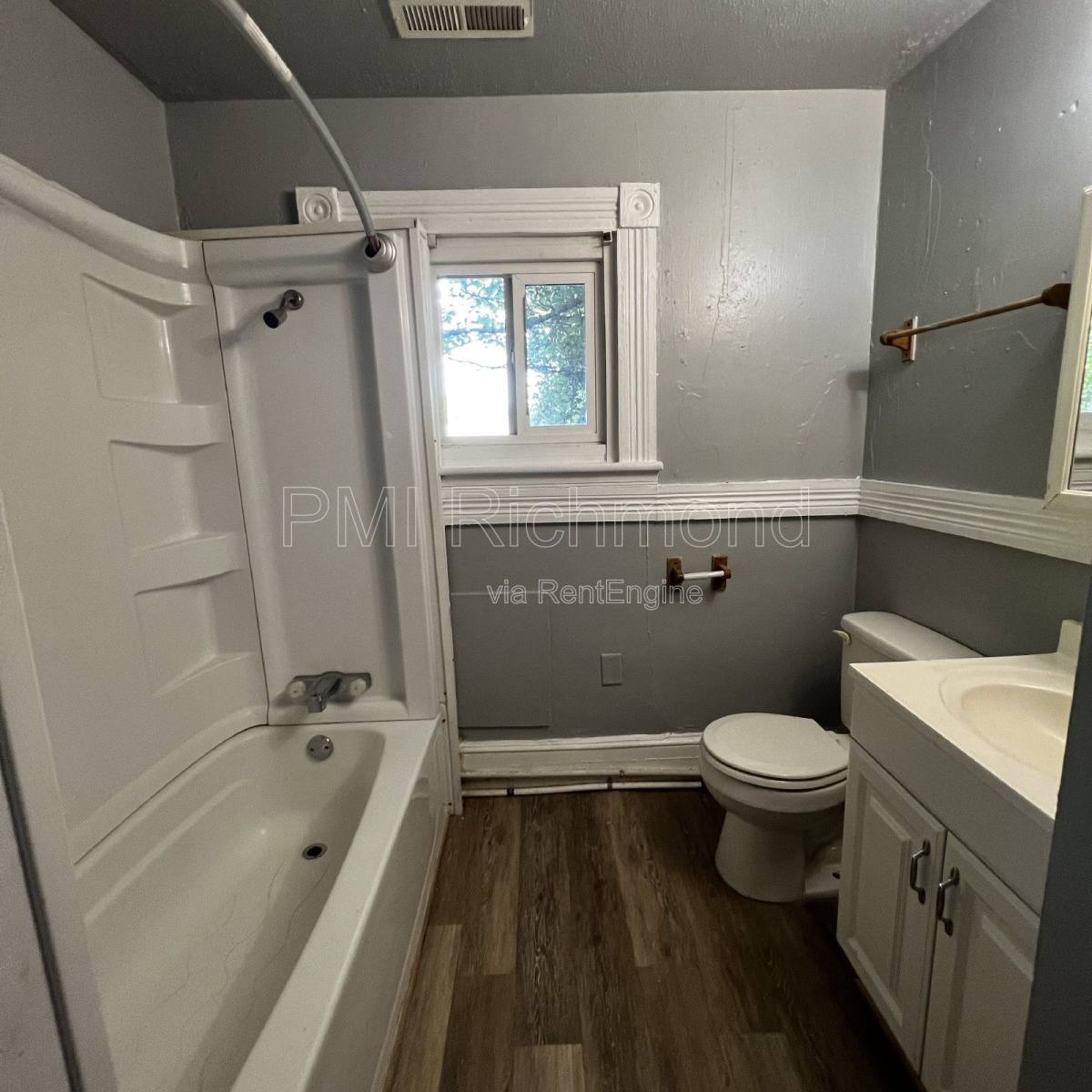 Apartment for rent at 104 Lee Ave #B, Colonial Heights, VA 23834