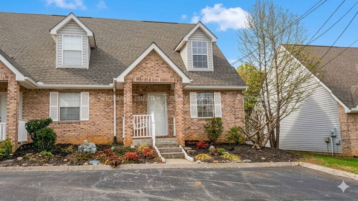 Condo for rent at 1017 Nod St, Knoxville, TN 37932