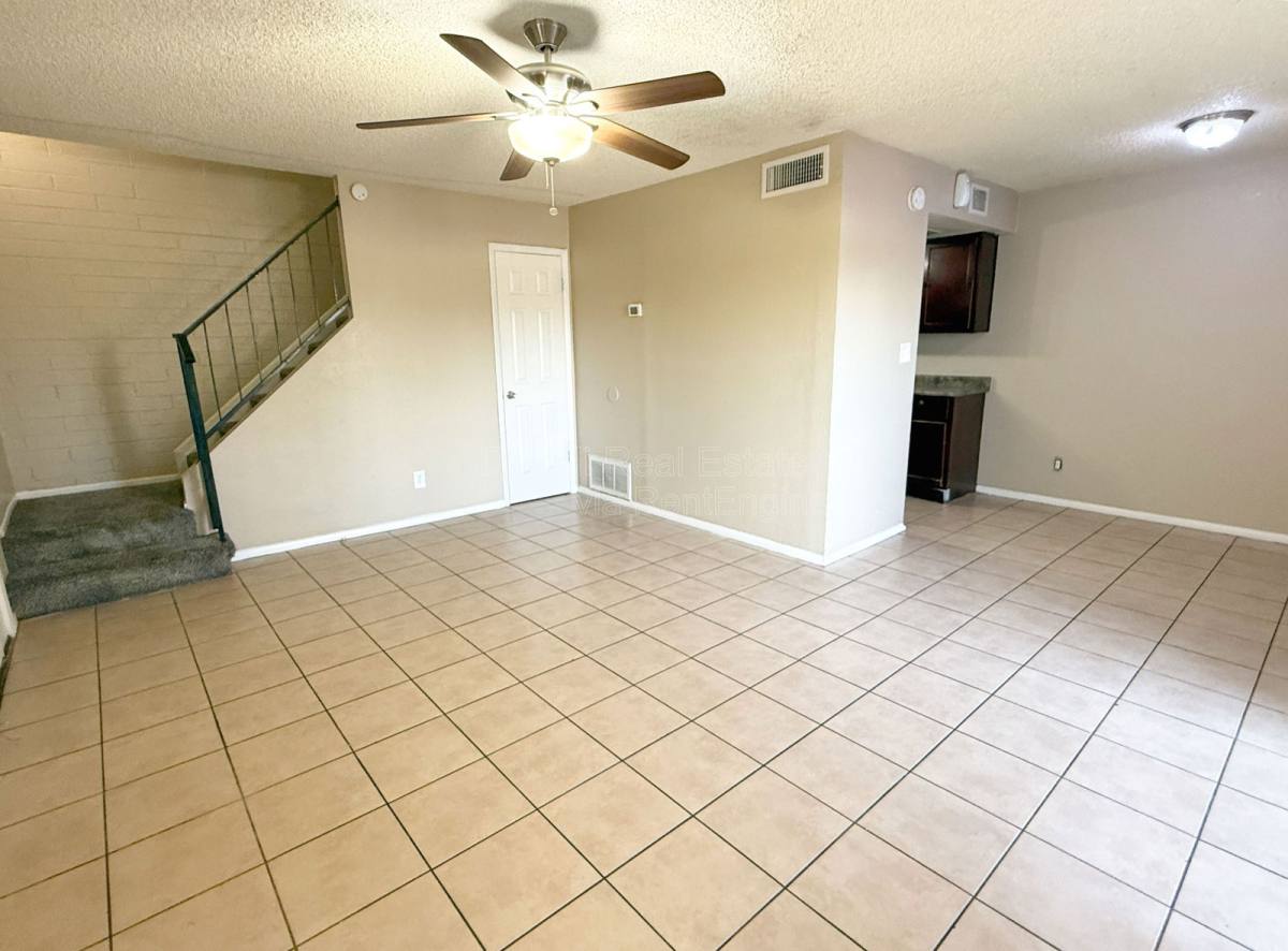 Townhouse for rent at 5244 W Lynwood St, Phoenix, AZ 85043