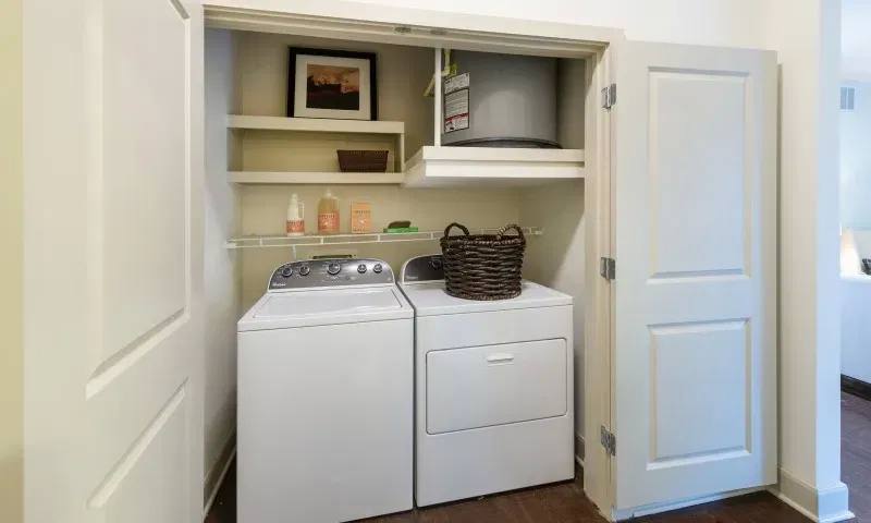 Apartment for rent at 611 Dairy Ashford Rd, Houston, TX 77079