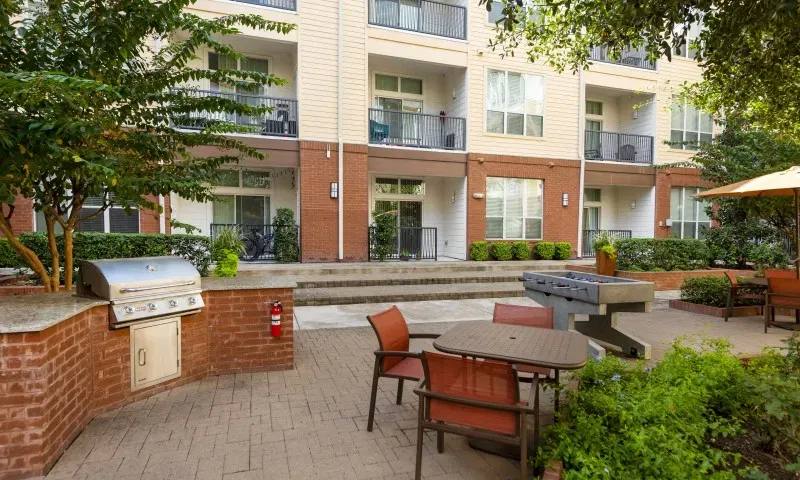 Apartment for rent at 611 Dairy Ashford Rd, Houston, TX 77079