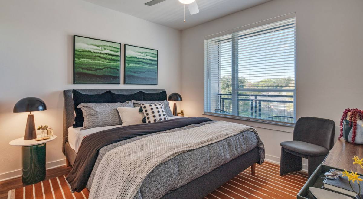 Apartment for rent at 10505 Deerwood Rd, Houston, TX 77042