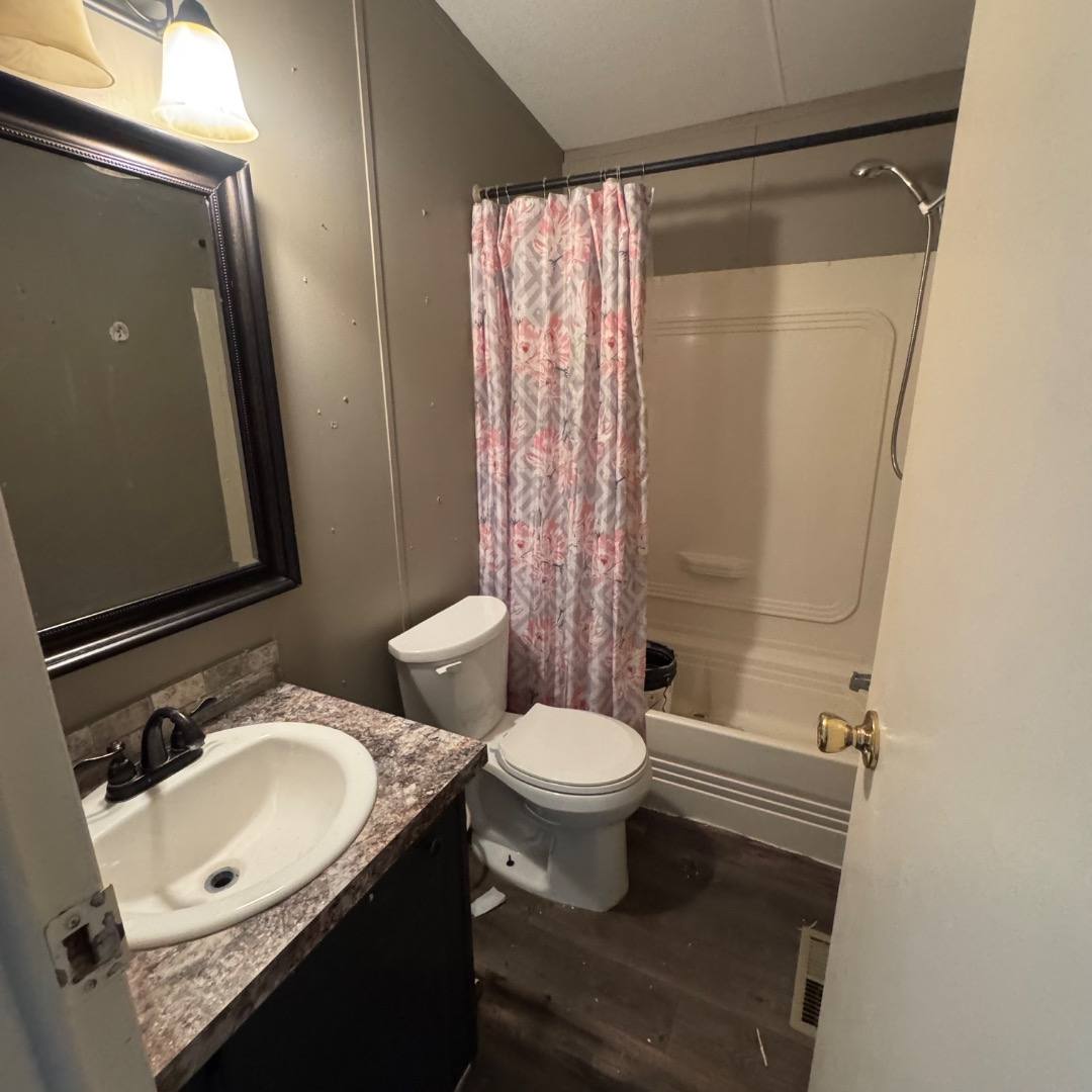 House for rent at 2021 N Battlebell Rd #40, Highlands, TX 77562