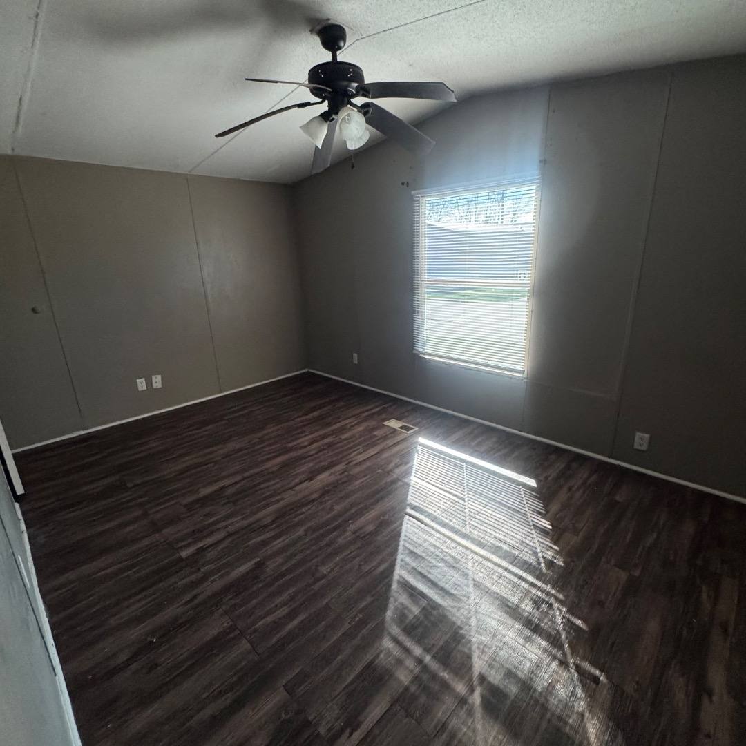House for rent at 2021 N Battlebell Rd #40, Highlands, TX 77562