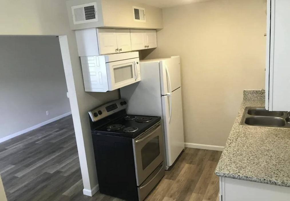 Apartment for rent at 4518 E Fountain Way #107, Fresno, CA 93726