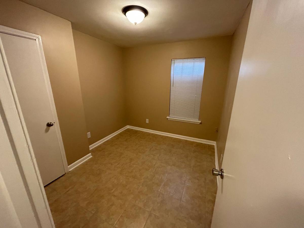 Apartment for rent at 3741 Rainford Dr, Memphis, TN 38128