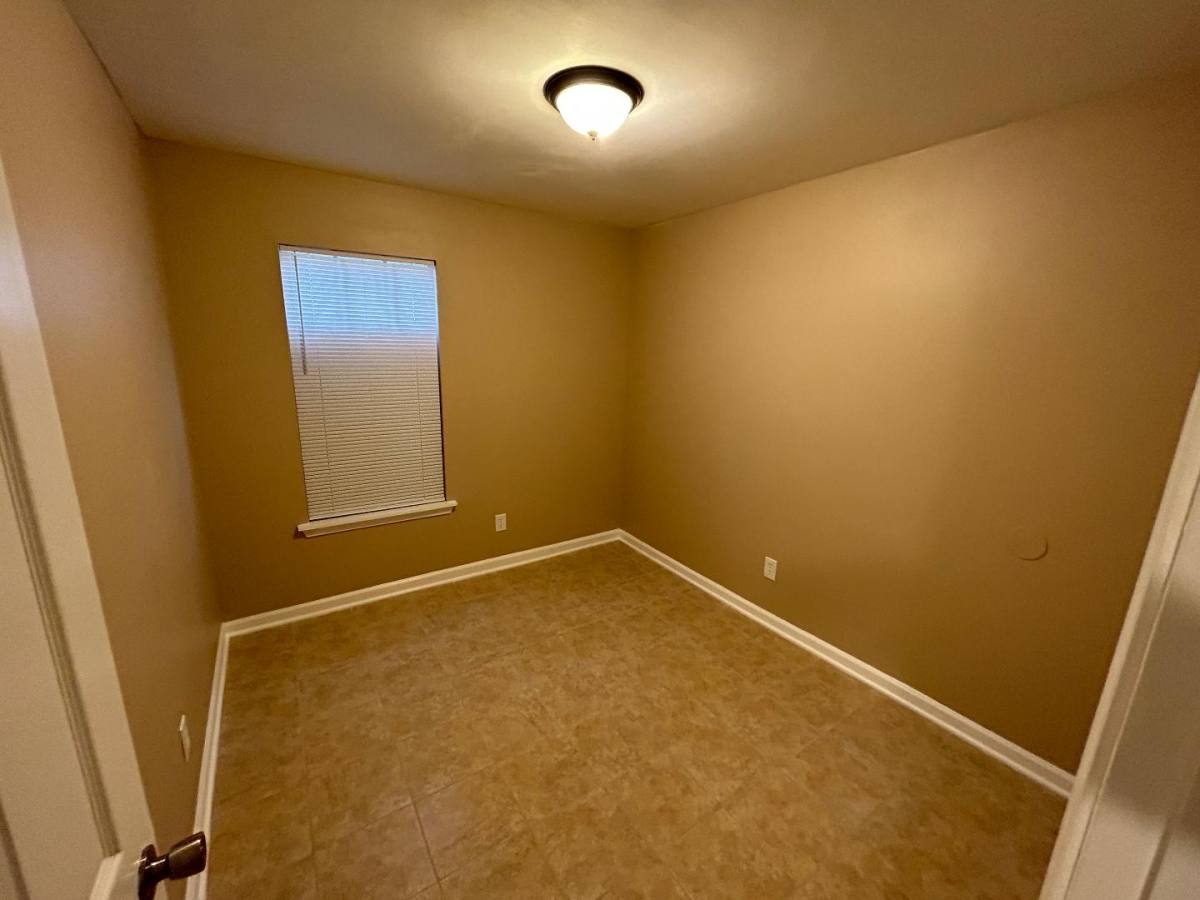 Apartment for rent at 3741 Rainford Dr, Memphis, TN 38128
