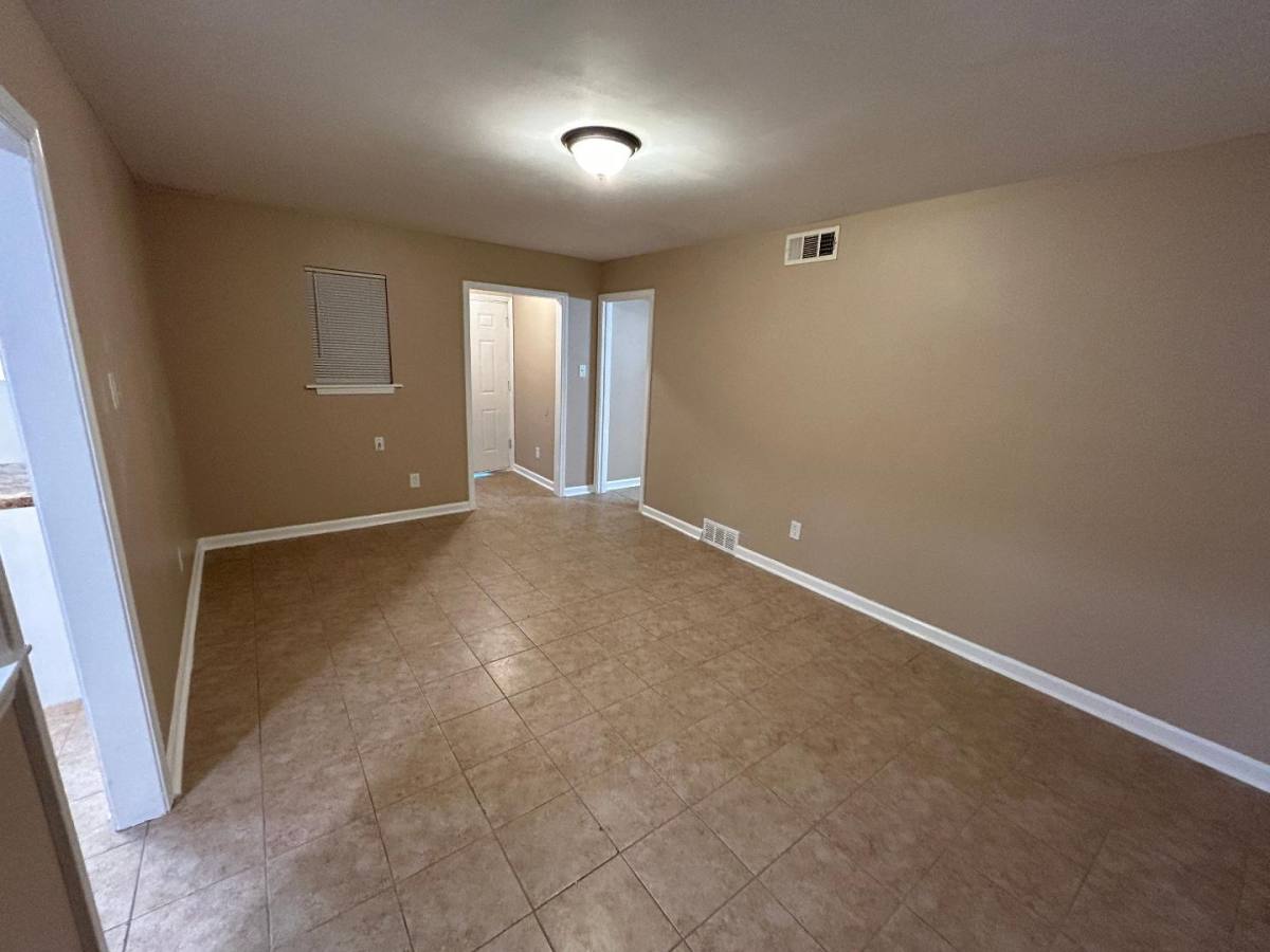 Apartment for rent at 3741 Rainford Dr, Memphis, TN 38128