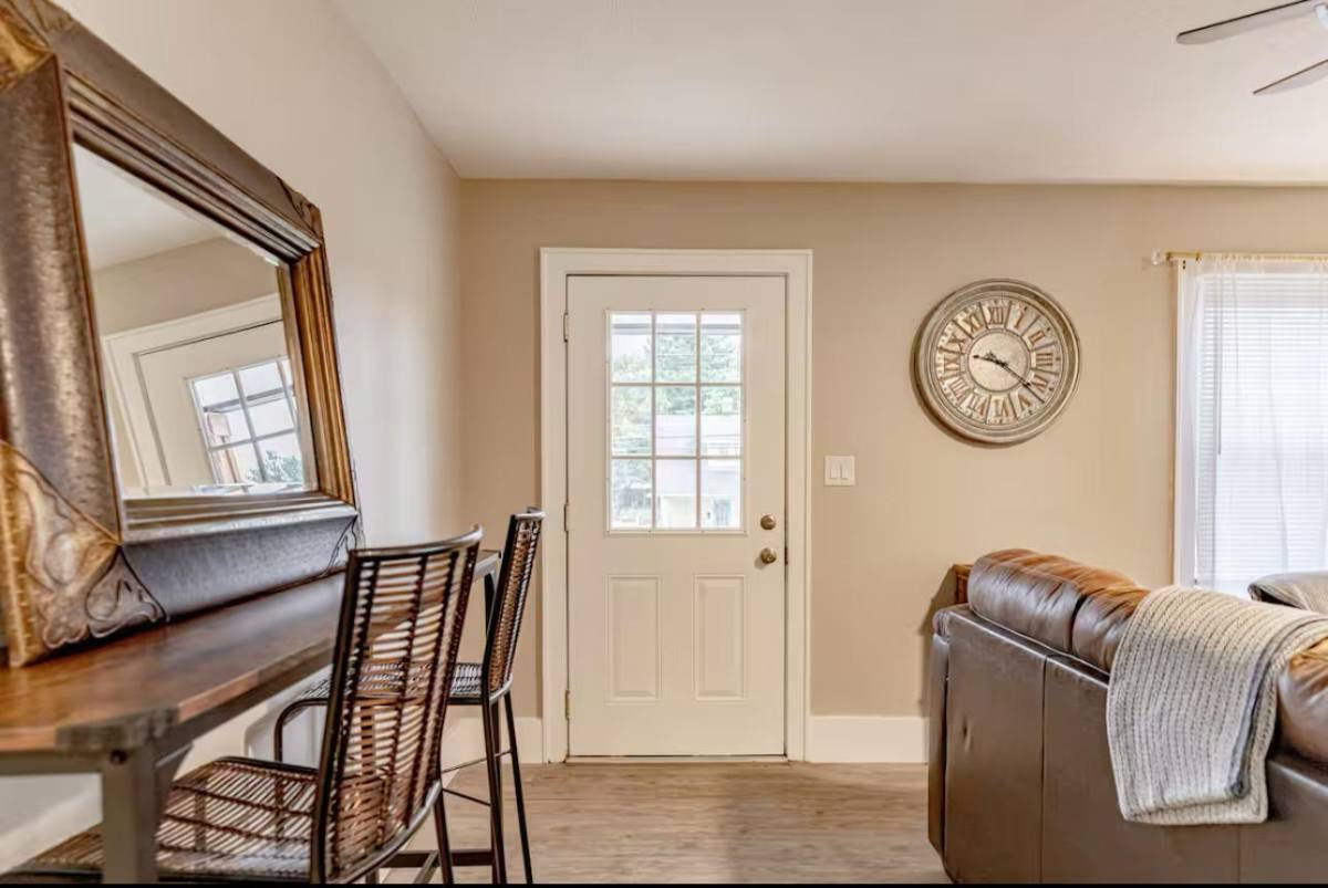 House for rent at 906 N Main St, Elizabethtown, KY 42701