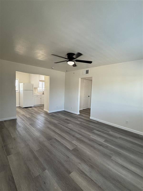 Apartment for rent at 4064 E Dwight Way #204, Fresno, CA 93702