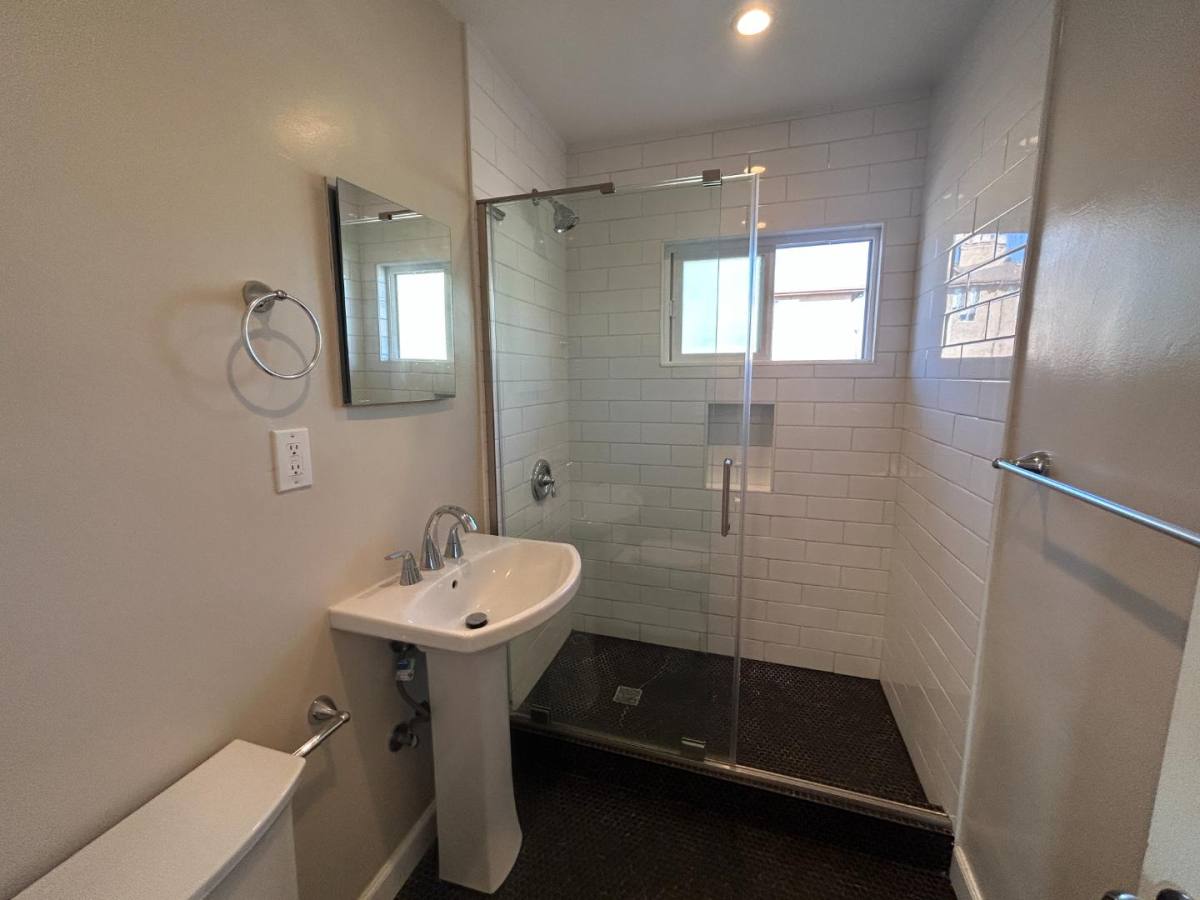 Apartment for rent at 4721 Choctaw Dr #D, San Diego, CA 92115