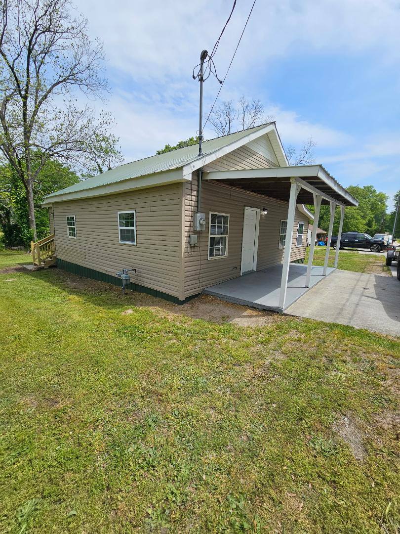House for rent at 182 Hughes St, Toccoa, GA 30577